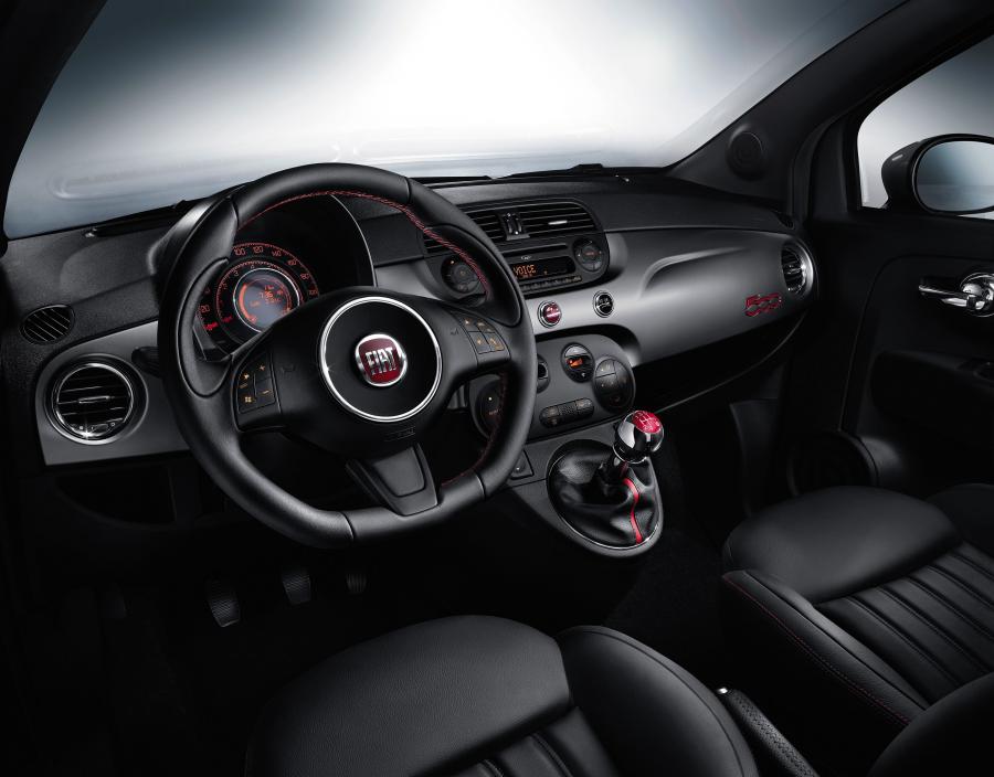  Fiat 500S 2013 года  (фото 3 из 14)